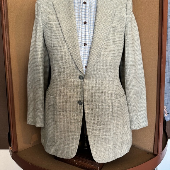 Size 40 Light grey  box check notch lapel two button jacket - Picture 2 of 5